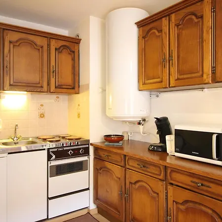 Apartment F2 Au Dernier Etage Avec Balcon, Wifi Et Parking